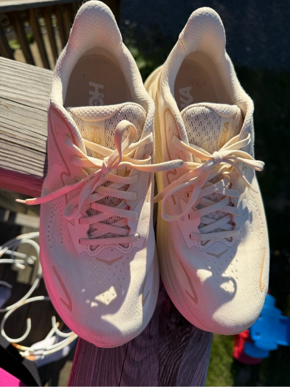 HOKA Women's Clifton 10 - Picture 2 of 6